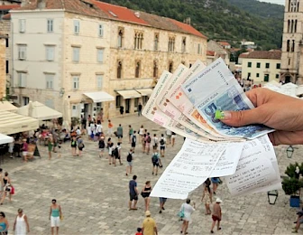 HTZ: U 11 mjeseci 16,6 milijuna turista i 90,7 milijuna noćenja